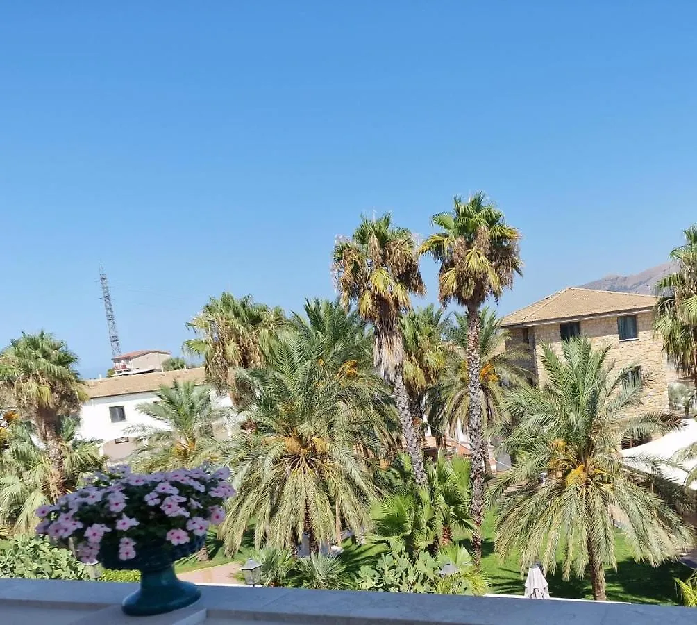 Resort Al Balhara Suites & Spa Palermo